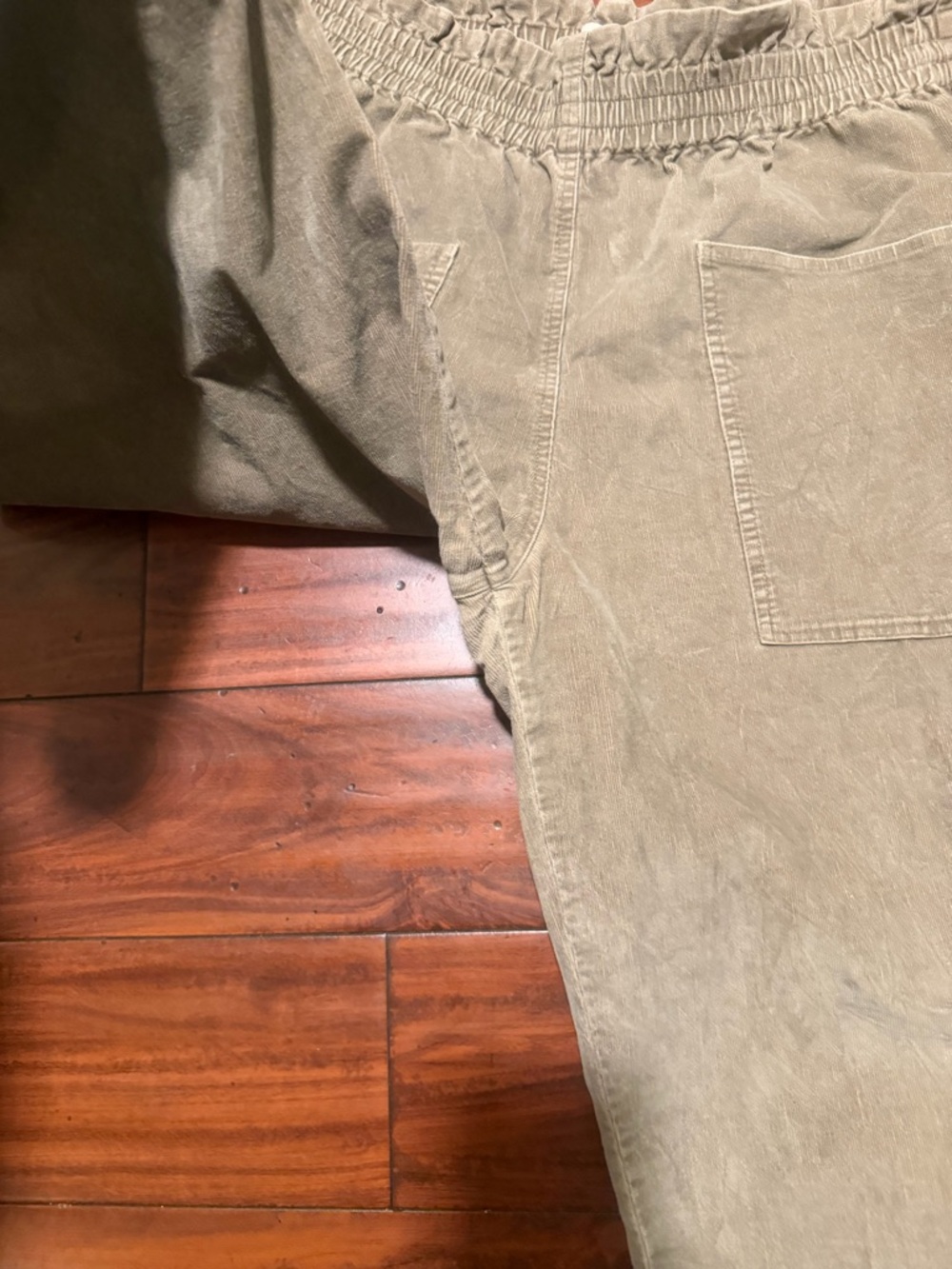 Pietsie Elastic-Waist Corduroy Capris in Taupe - Picture 5 of 9